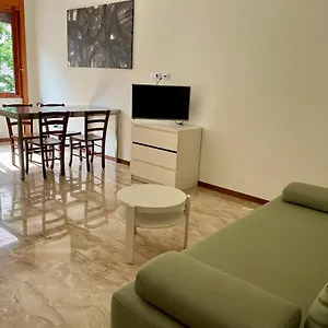 https://casa-berizzi.it-lombardy.com